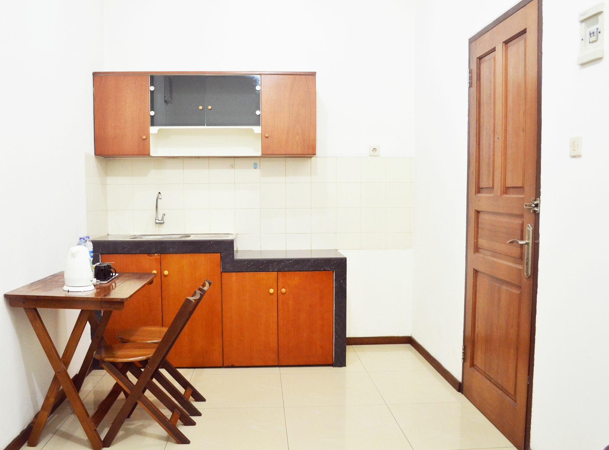 Newton Residence Джакарта Екстериор снимка