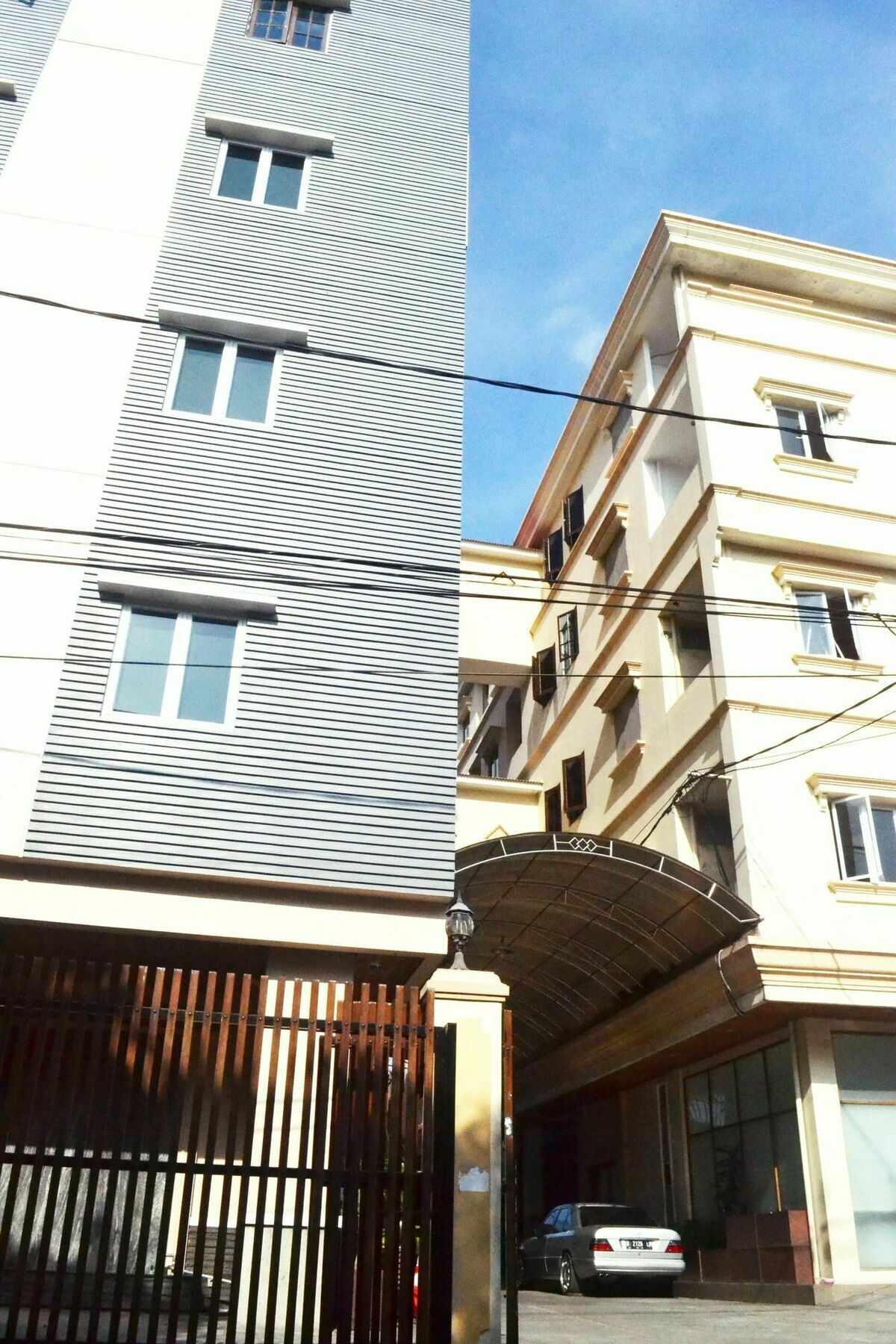 Newton Residence Джакарта Екстериор снимка
