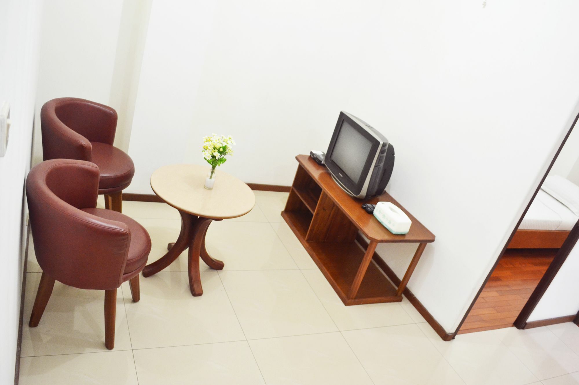 Newton Residence Джакарта Екстериор снимка